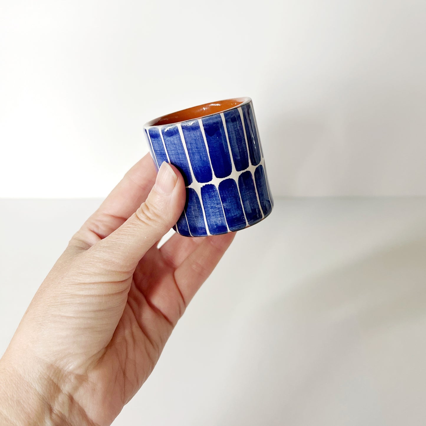 Dash shot beaker