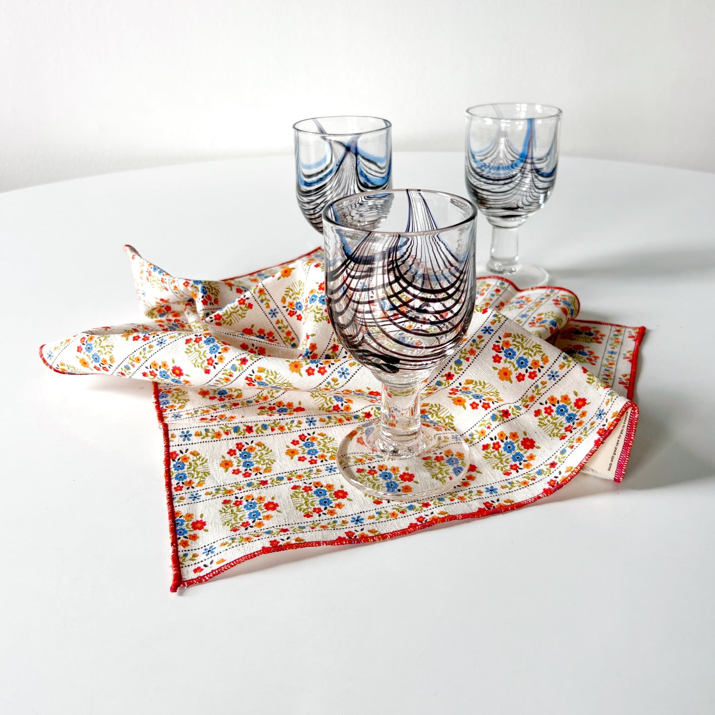 Vintage floral print cotton napkin