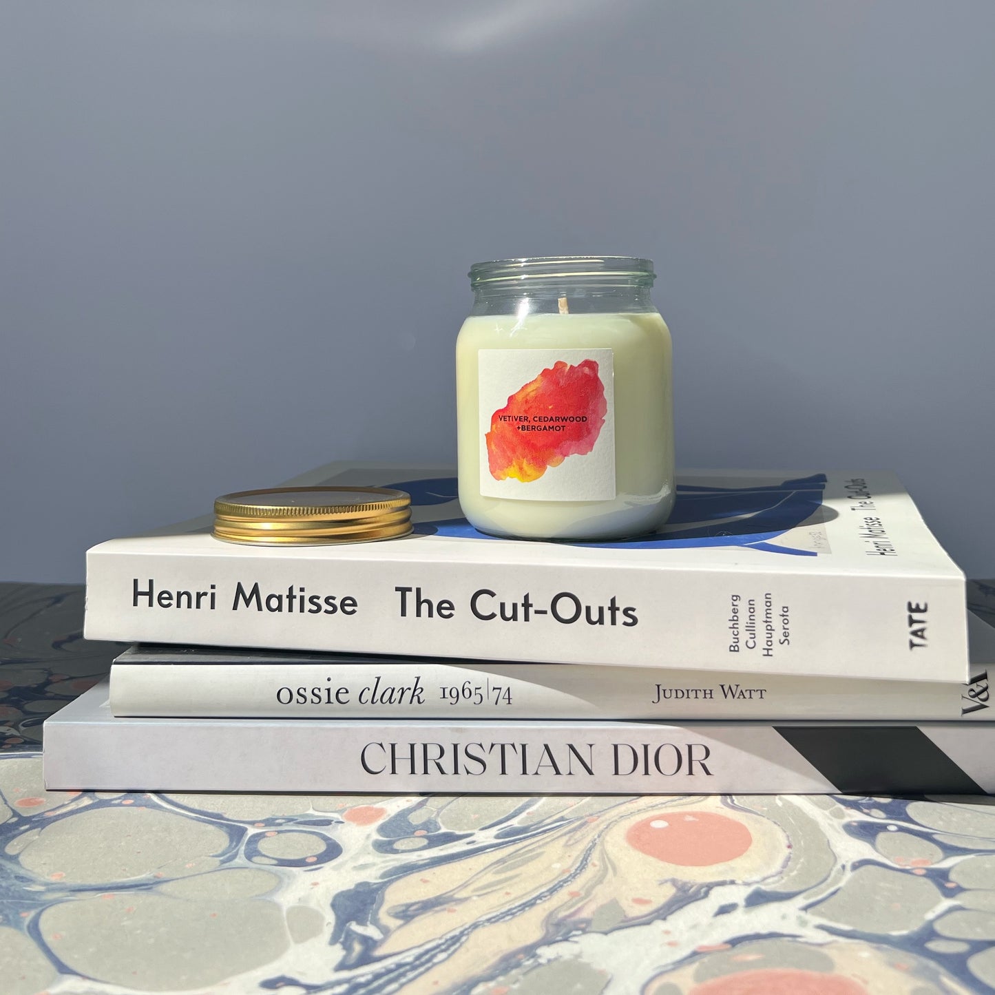 Vetiver, Cedarwood + Bergamot aromatherapy candle - Plum & Belle