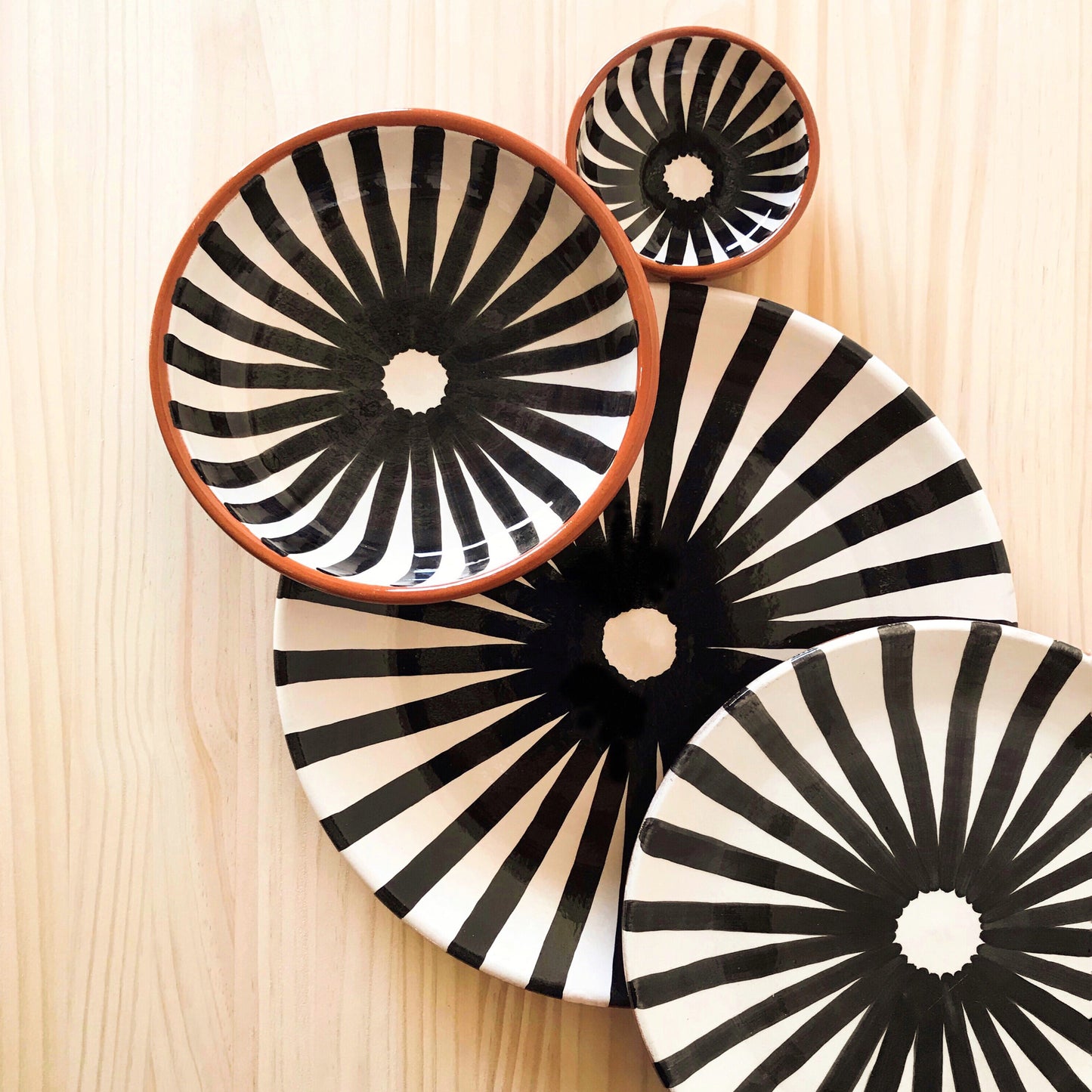 Ray Bowl, regular size - Plum & Belle