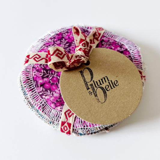 Set of five reusable facial wipes skincare Plum & Belle