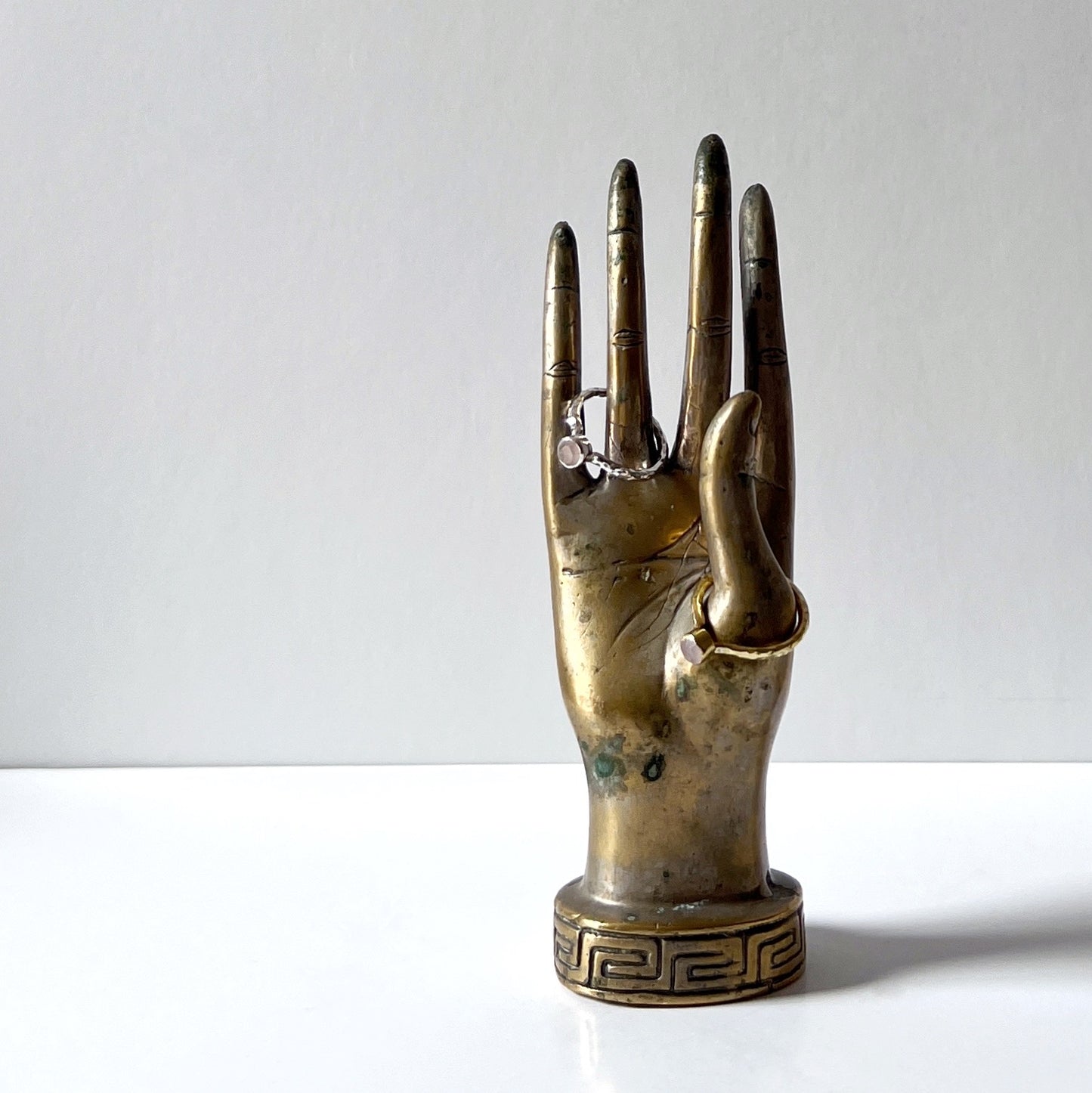 Hammered ring with kunzite stone, gold-plated rings Ishkar