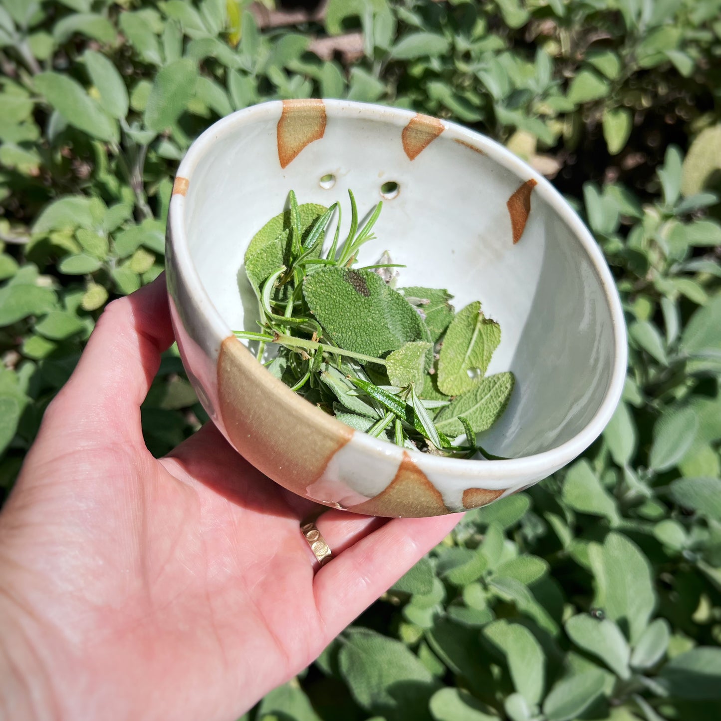 Stoneware herb stripping bowl