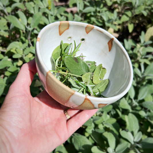 Stoneware herb stripping bowl