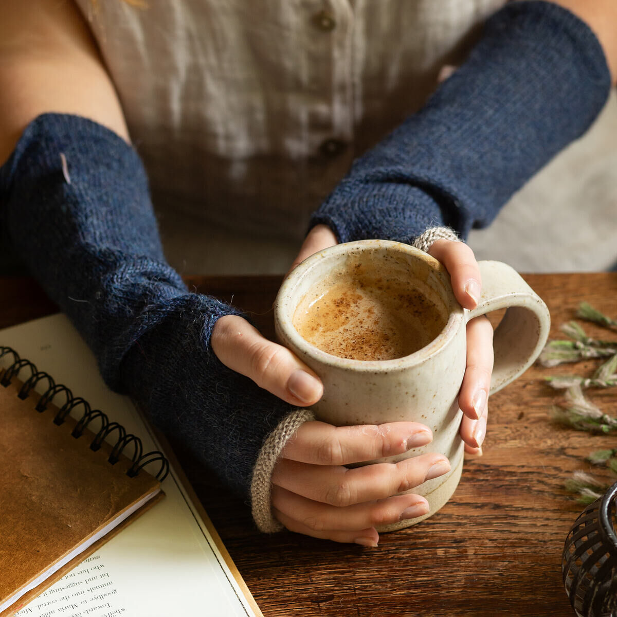 Fingerless alpaca gloves
