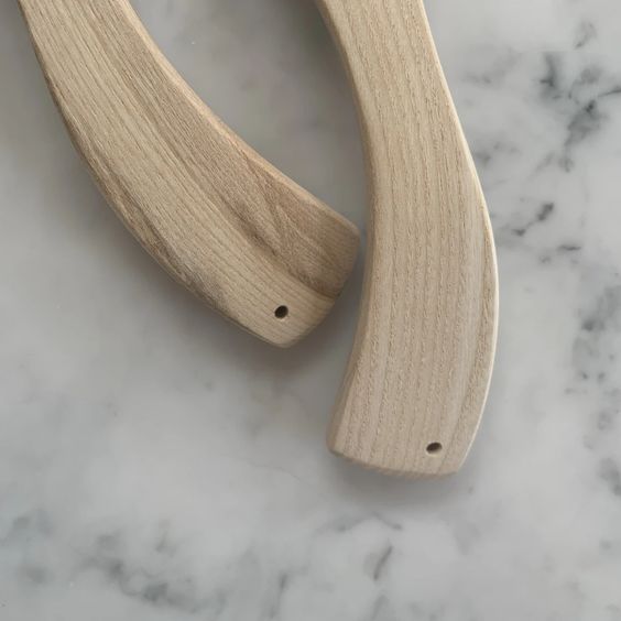 Hand-carved ash spatula, Aerende - Plum & Belle