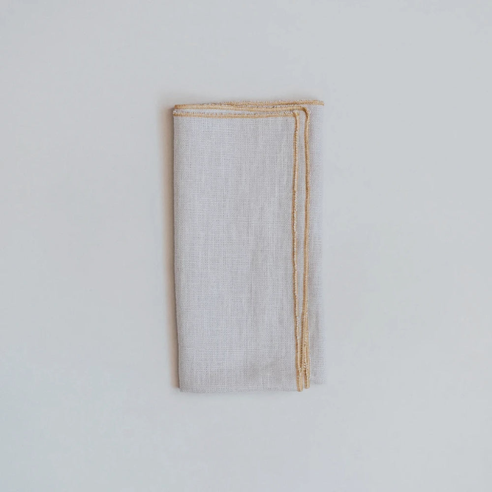 Contrast-edge linen napkin, Aerende - Plum & Belle