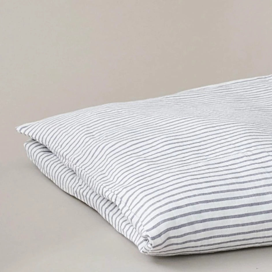 Grey stripe washed linen bedlinen set, kingsize, Aerende - Plum & Belle