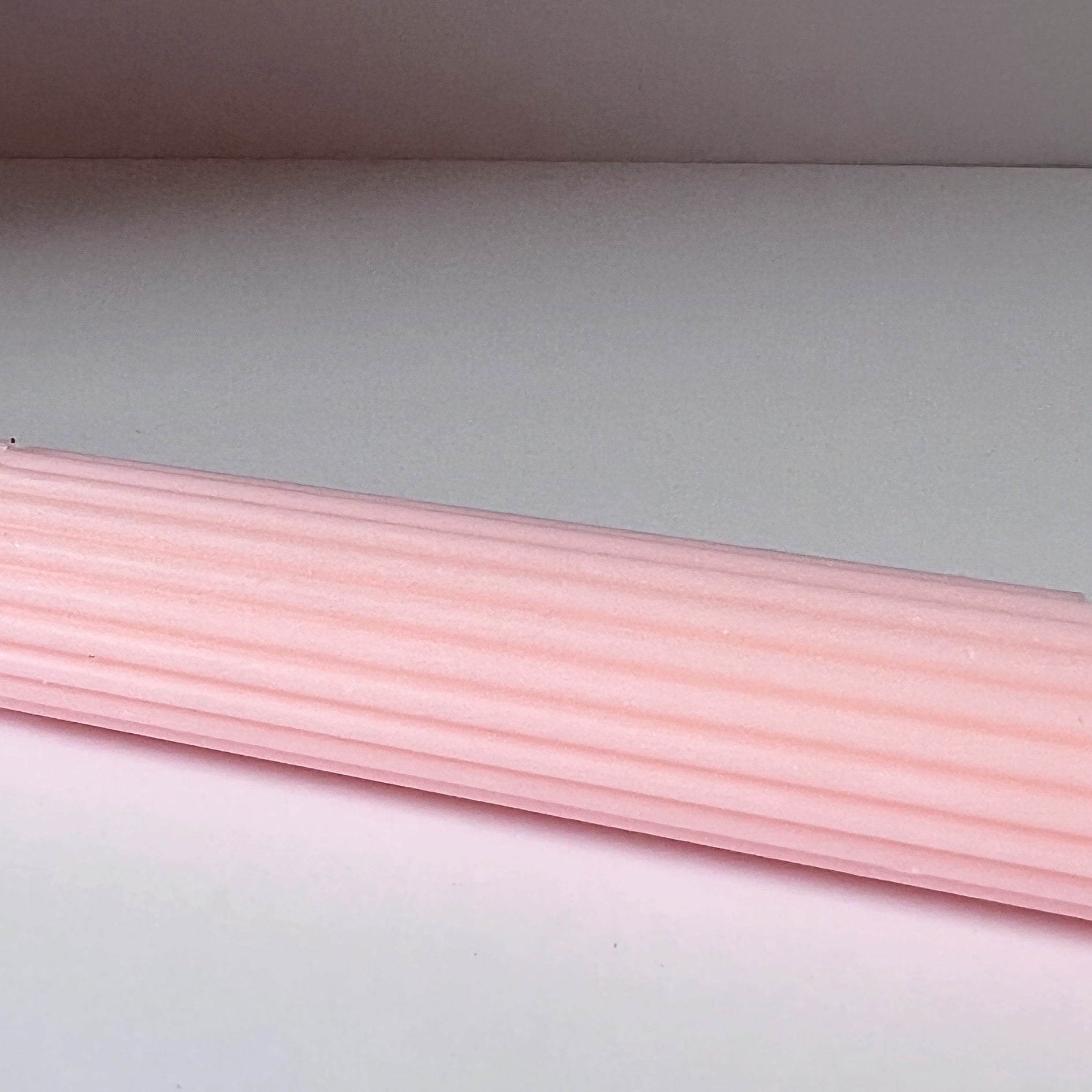 Set of two Amélie candle in peachy pink, Plum & Belle