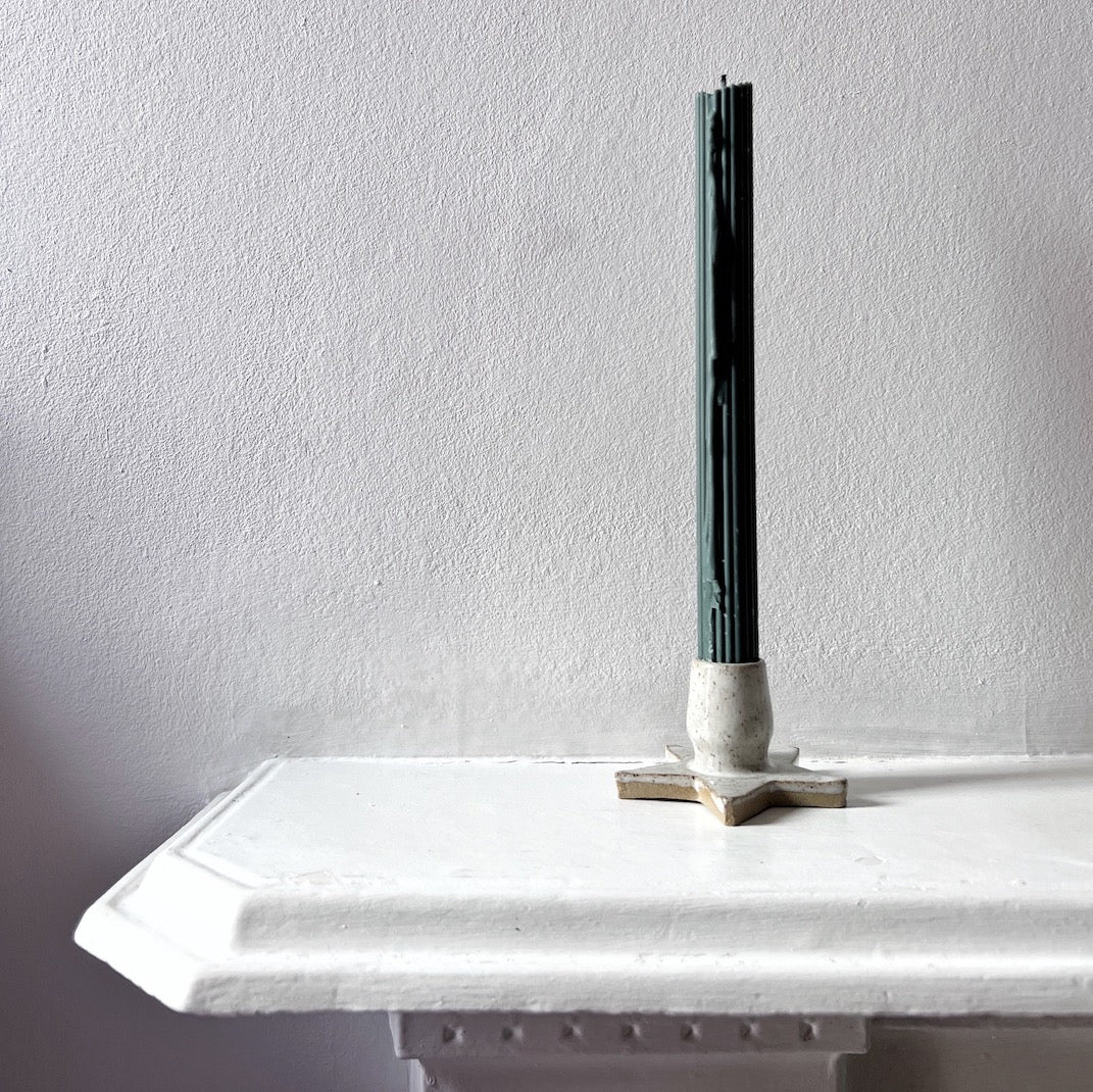 Star stoneware candleholder - Plum & Belle