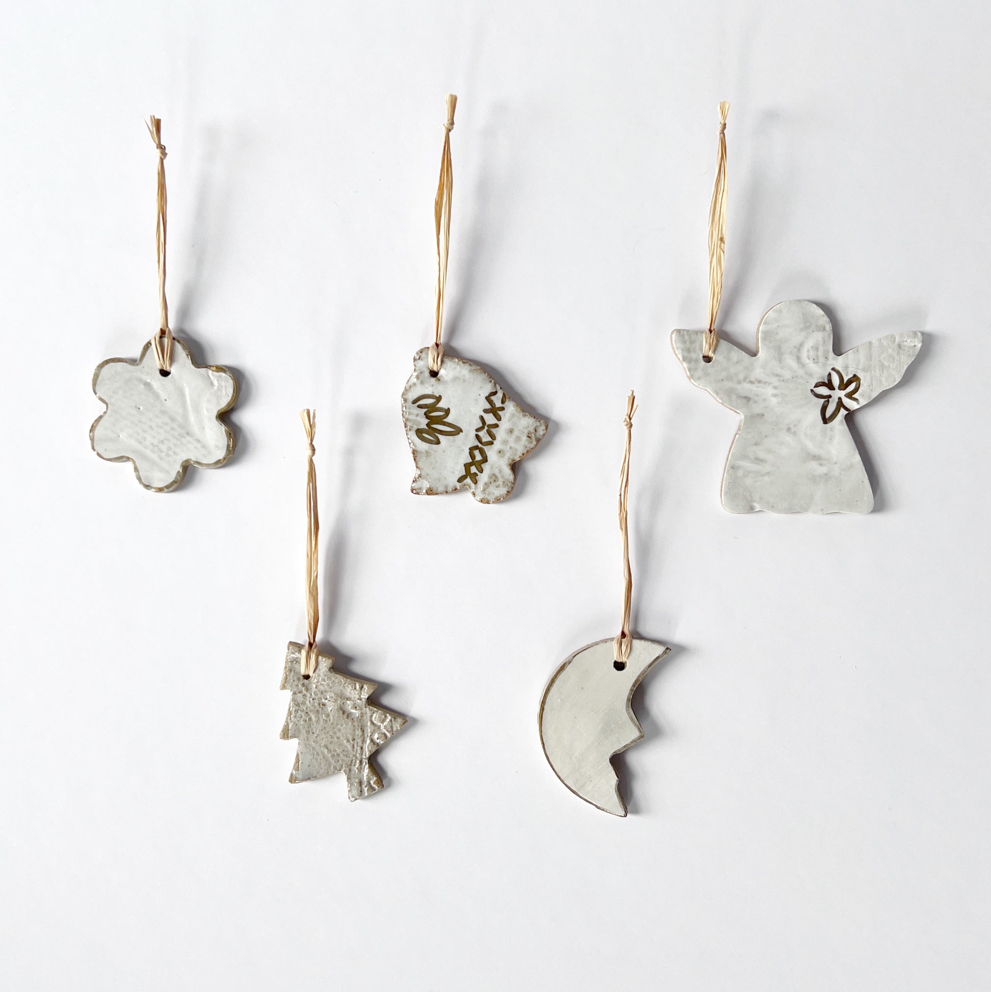 Set of five ceramic Christmas decorations - Plum & Belle