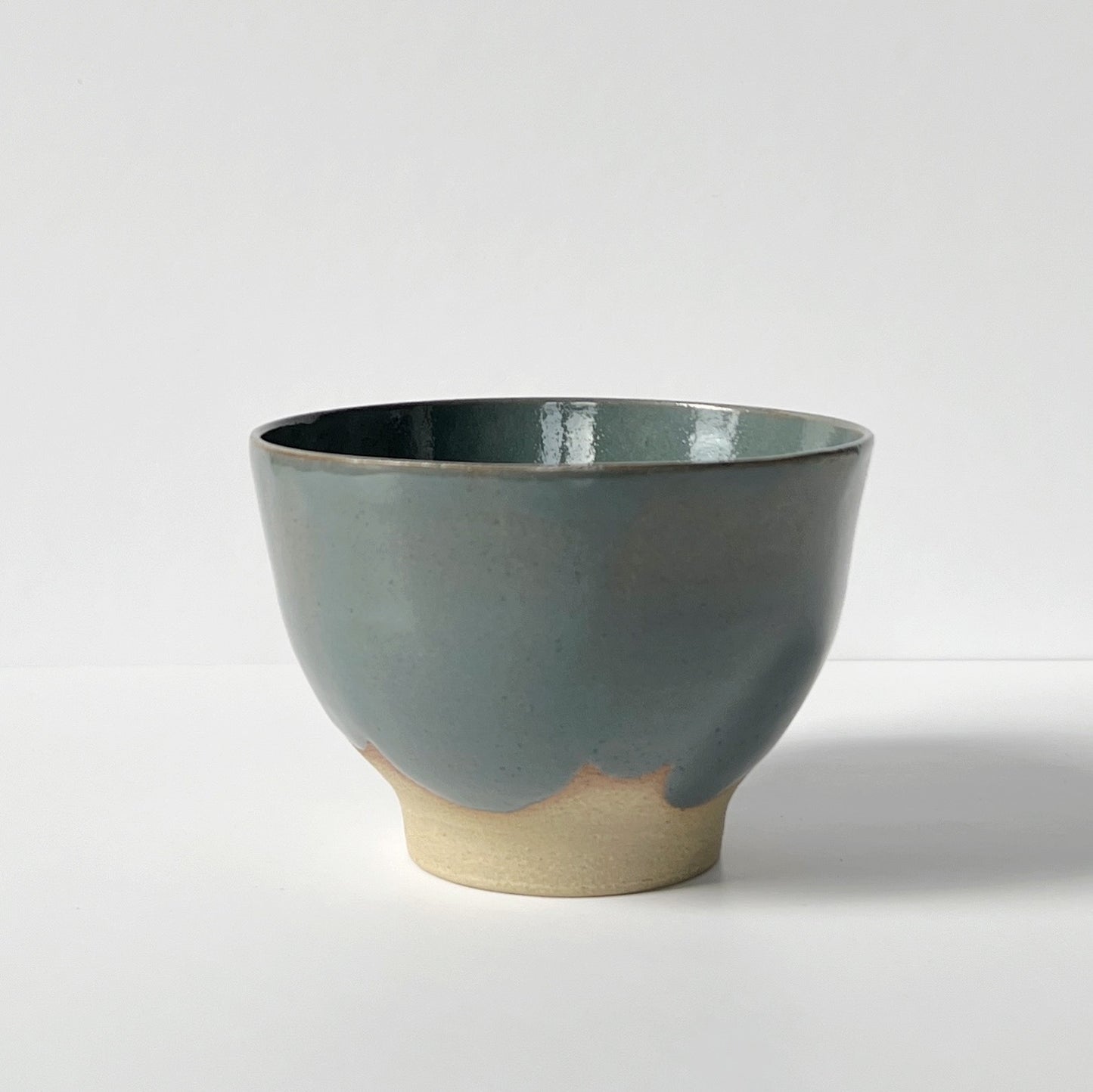 Cloudy grey stoneware bowl - Plum & Belle