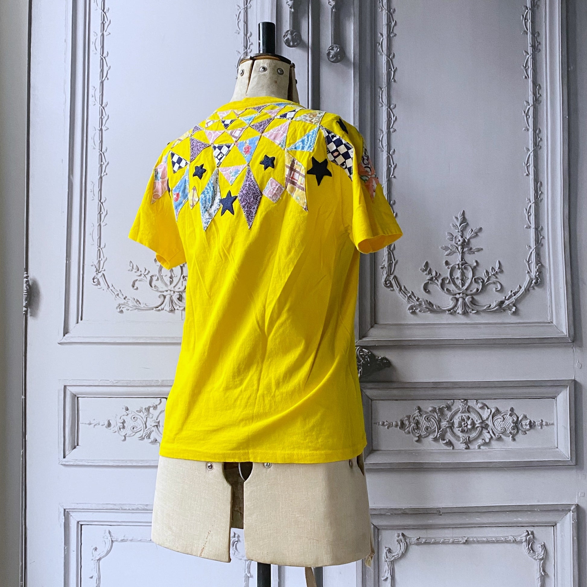 Bits & Pieces Quilting tee, yellow - Plum & Belle